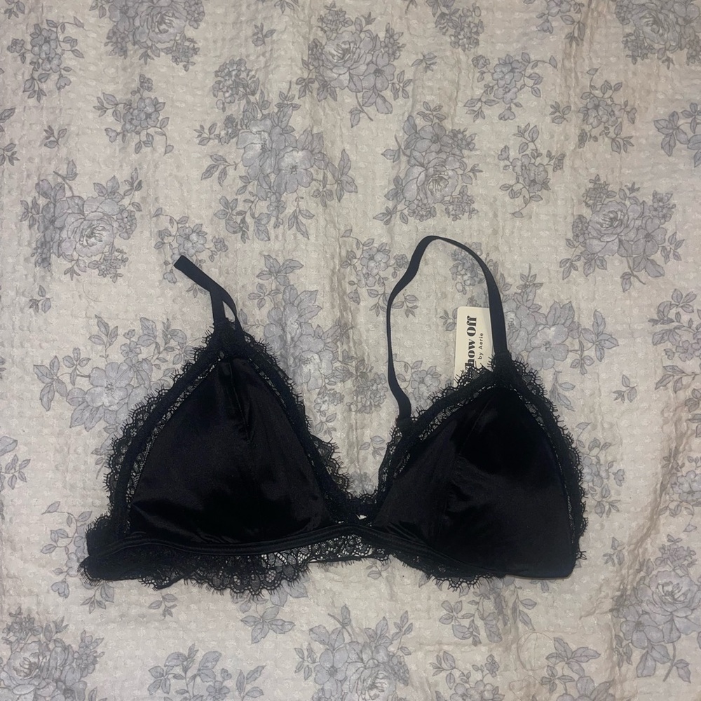 Elegant Black Lace Trim Bralette NWT